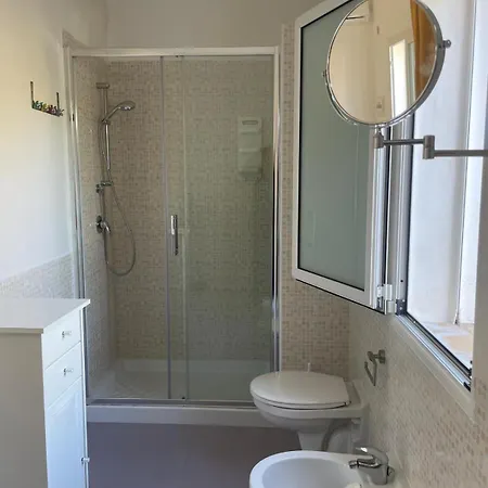 Canova Luxury N 2 Guest house *